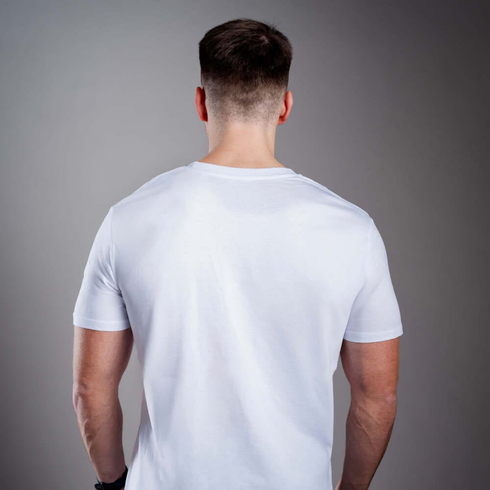 Kratom World férfi póló „sorry I don’t have kava kava” motívummal – eredeti merch kratomkedvelők és a Kratom World márka rajongói számára, stílusos streetwear design hangsúlyos nyomattal, kényelmes póló mindennapi viseletre, ideális városba, eseményekre vagy gyűjtői darabként a kratom közösség számára, hátoldal